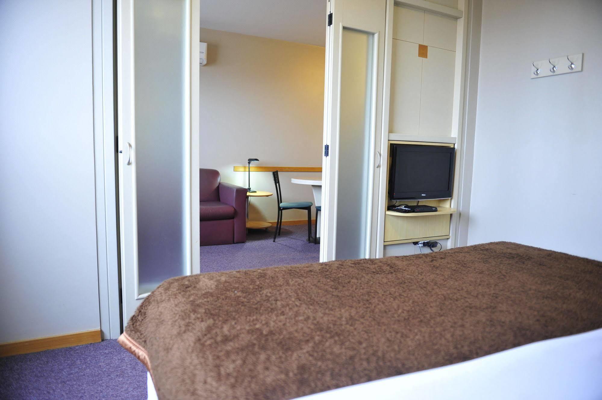 Tri Hotel & Flat Caxias Кашиас-ду-Сул Экстерьер фото
