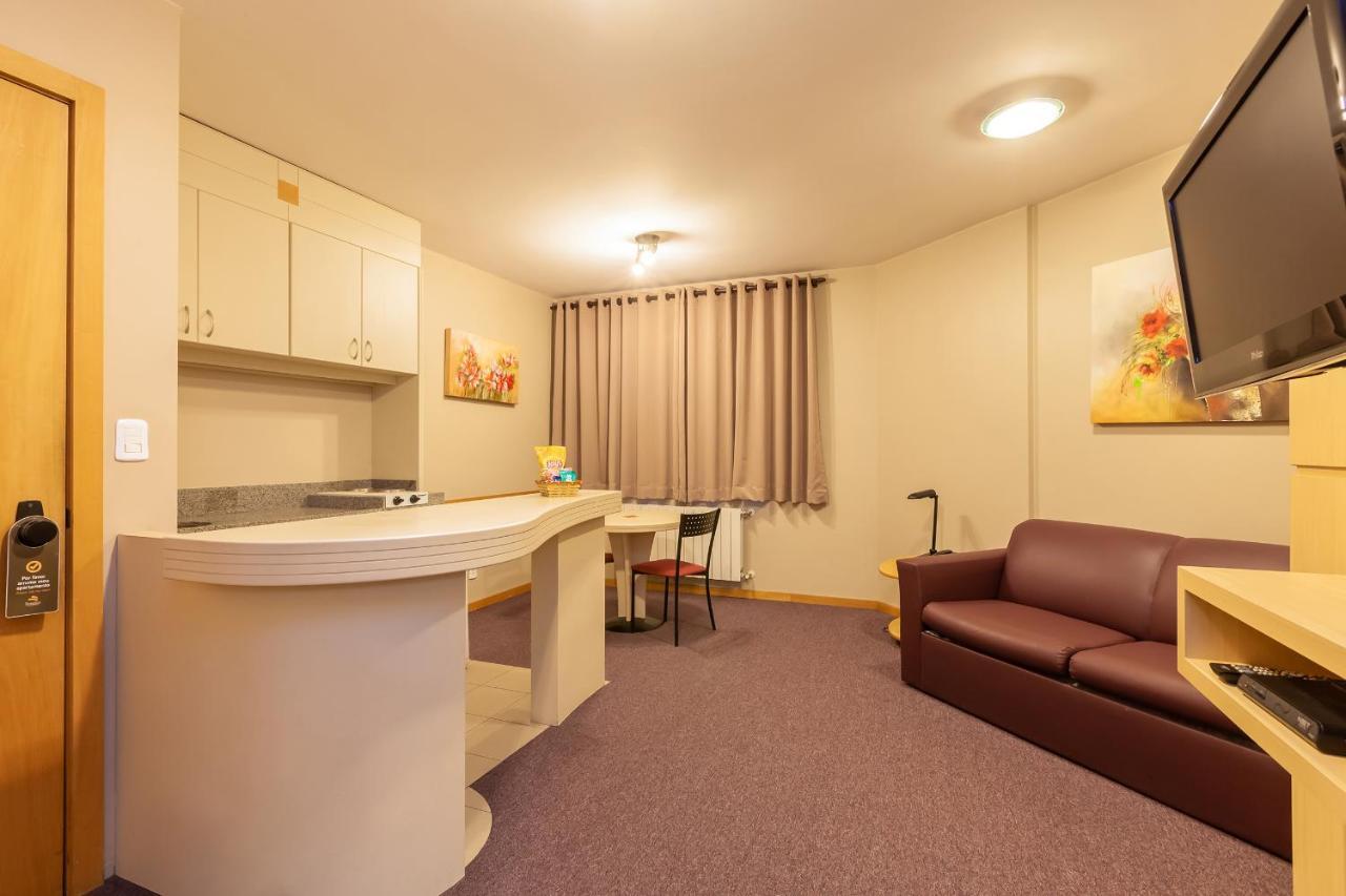 Tri Hotel & Flat Caxias Кашиас-ду-Сул Экстерьер фото
